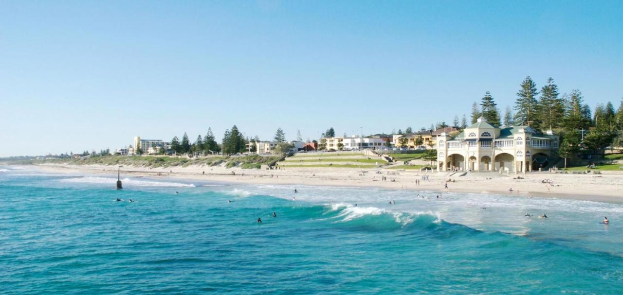Ocean Beach Backpackers Perth Exterior foto